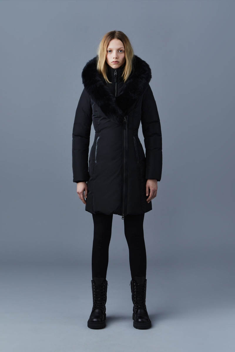 Black Mackage Kay Blue Fox Fur Signature Mackage Collar Women's Down Coats | DBHS34789